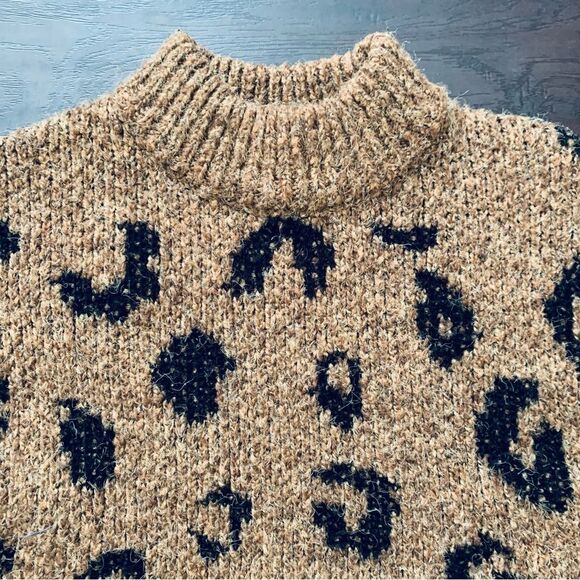 Universal Threads Golden Tan Leopard Print Wool Knit Sweater Top/Tunic Dress XS - Picture 3 of 6